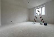 Einfamilienhaus mit großem Grundstück und Nebengebäuden