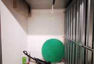 *PROVISIONSFREI* - VOLLMÖBLIERTE Gartenwohnung in ruhiger Lage mit Loggia, Terrasse &amp; Garten - 5 Gehminuten zur U6 Neu-Erlaa