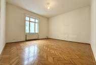 4-Zimmer-Altbauwohnung in gepflegter Liegenschaft der Jahrhundertwende mit Lift und potenzial für einen Balkon