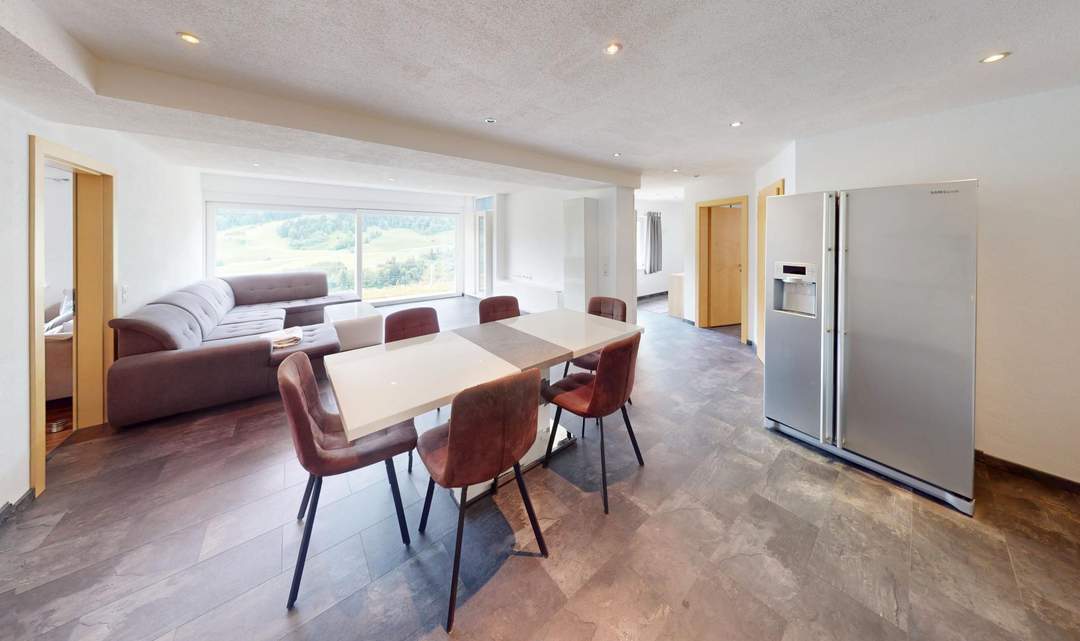 Licht, Stil und Lebensfreude – 3-Zimmer Gartenwohnung in Landeck!