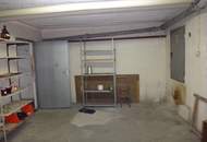 60er-Jahre Einfamilienhaus in ruhiger, zentraler Lage am Oberberg, 7000 Eisenstadt: 6 Zimmer, Terrasse, Garage, Garten - 2 Eingänge (KEINE MAKLER!) (Provisionsfrei)
