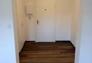 Sanierte 2-Zimmer-Wohnung mit Balkon. Ideal für Paare oder Singles!