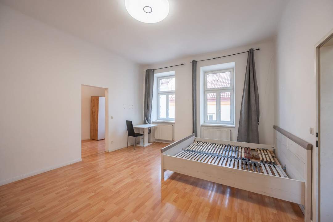 ++KLNB121++ sanierungsbedürftige 2-Zimmer-Wohnung in sehr guter Lage! -Airbnb/Kurzzeitvermietung Zustimmung aller Eigentümer vorhanden