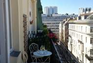 GENERALSANIERTE STILWOHNUNG MIT BALKON