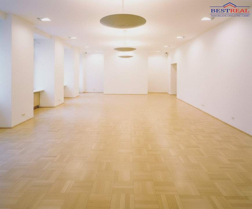 Geschäftsfläche - 2 Ebenen - Seitengasse Graben