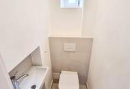 Erstbezug im letzten Regelgeschoss! Perfekt aufgeteilte 2-Zimmer + Grüner Innenhof + Ruhelage + Schönes Altbauhaus + TOP Infrastruktur und Anbindung! Jetzt zugreifen!