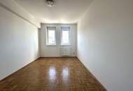 Welzenegg: Wohnung mit Perspektive und Potential OPEN HOUSE BESICHTIGUNGEN