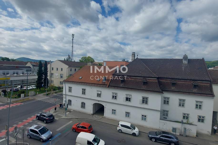 Großzügiges Büro 400m² mit Klimaanlage, Aufzug & Stadtblick in Krems – top Lage!, Gewerbeobjekt-miete, 4.000,00,€, 3500 Krems an der Donau(Stadt)