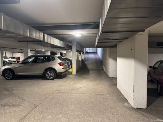 Tiefgaragenplatz in der Magdalenenstraße zu vermieten
