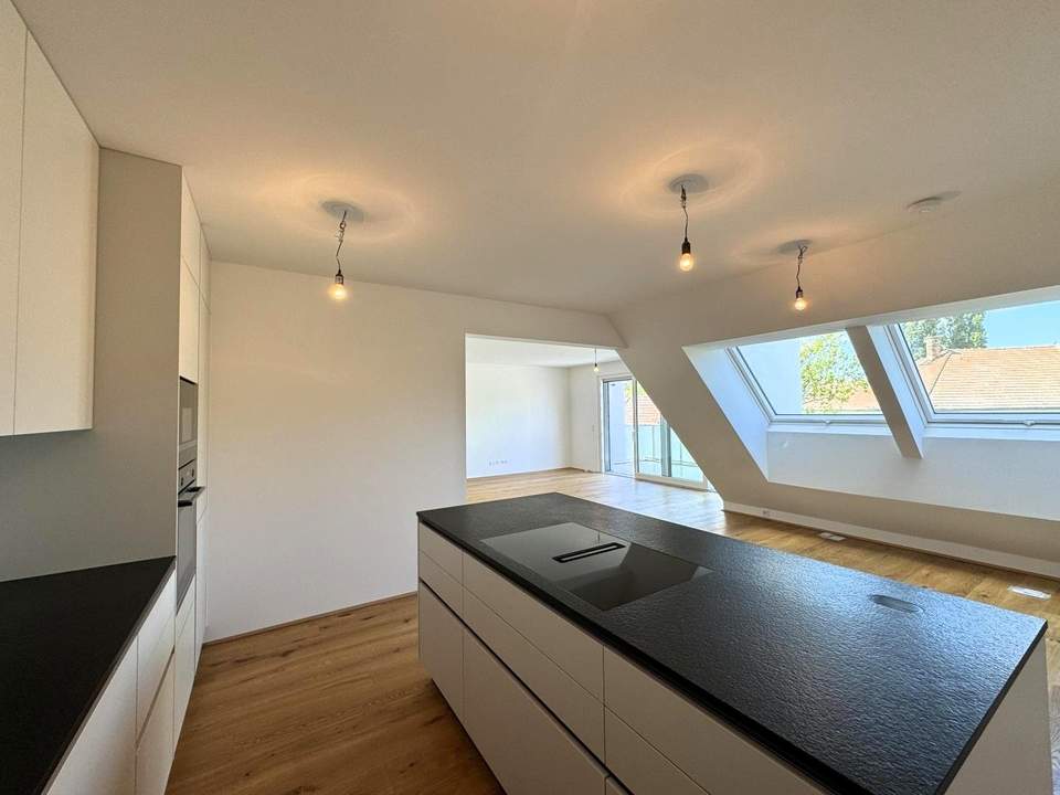 3 Zimmer &amp; 2 Terrassen mit Fokus auf Gemütlichkeit – Provisionsfrei f. Käufer // 3 rooms &amp; 2 terraces with focus on comfort – Buyer commission free //