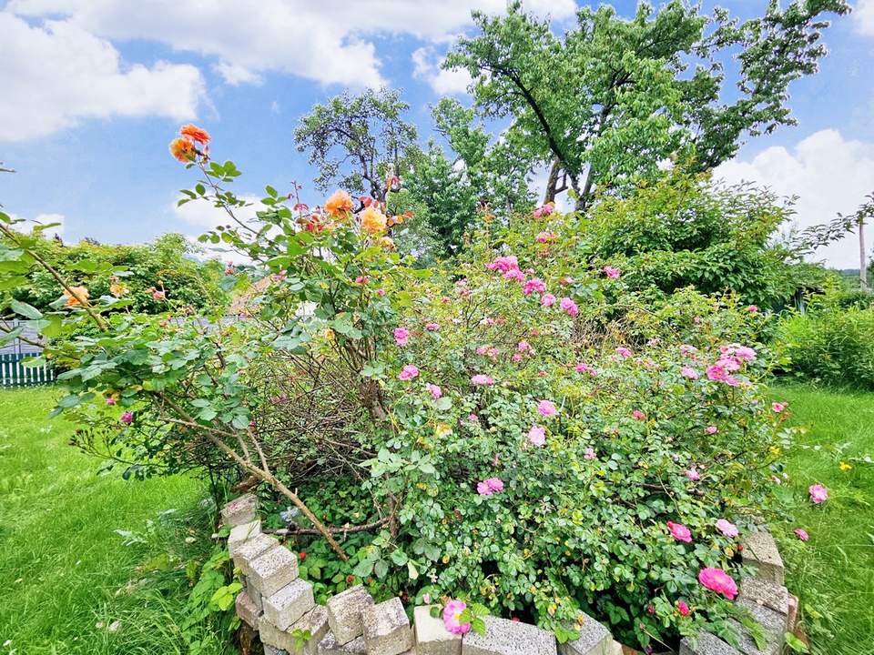 Schönes Haus mit idyllischem Garten - nur wenige Minuten zum Millstätter See