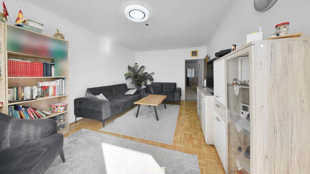3-Zimmer-Wohnung mit Loggia, beschrankter Parkfläche & perfekter Infrastruktur