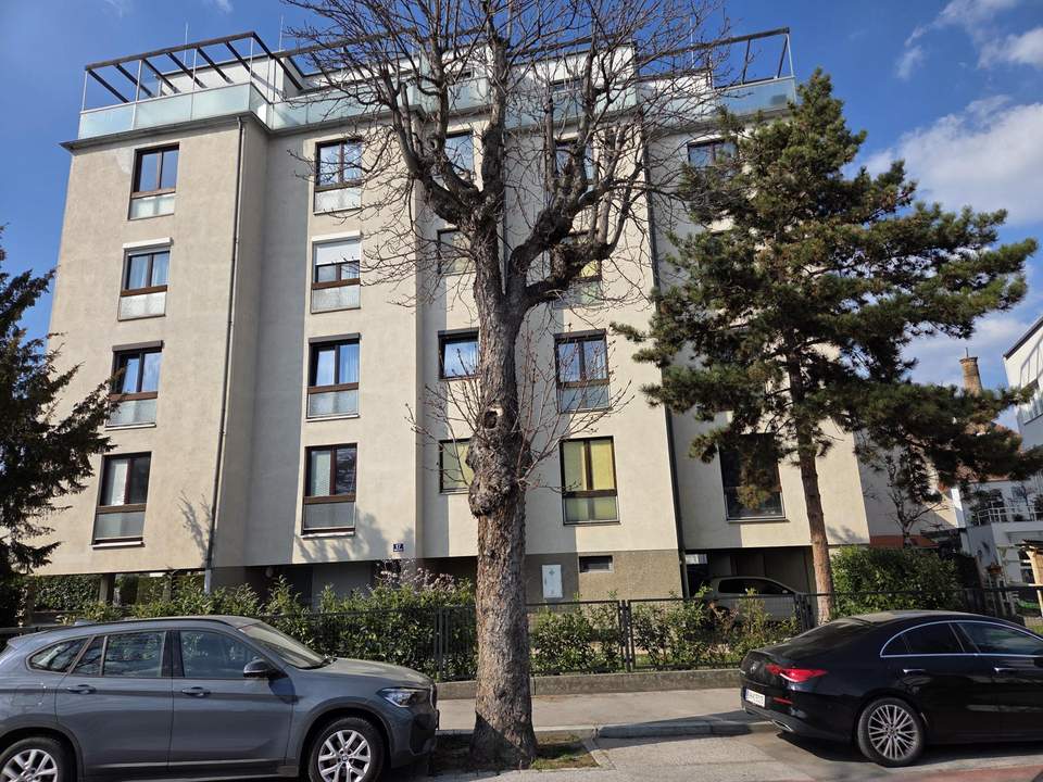 Komfortable ca. 38m²‑Citywohnung, Lift und Terrasse! THERMISCHE Sanierung kommt 2026!