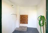 Baugrundstück mit kleinem Haus – ca. 548 m² Grundstück mit Entwicklungspotenzial