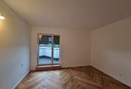 EINMALIGE CHANCE: TRAUMHAFTE EIGENTUMSWOHNUNG MIT TOLLER LOGGIA IN BEGEHRTER WOHNLAGE IM ERSTBEZUG MIT MÖGLICHKEIT AUF TIEFGARAGENPARKPLATZ