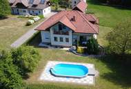 Großzügiges Einfamilienhaus mit Pool und Sauna im Grünen