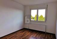 ERSTBEZUG NACH SANIERUNG - RUHELAGE - SONNIGER GARTEN