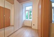 2-Zimmer-Altbauwohnung nahe U1 | Balkon vorübergehend bewilligt