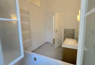 exklusives Wohnen in stilvoll renovierten Altbau