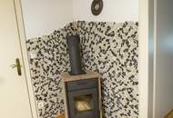 Charmantes Einfamilienhaus mit Einliegerwohnung, Garten und Garage – vielseitig nutzbar