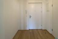 Sonnige 2-Zimmer-Wohnung mit Loggia beim Hauptbahnhof