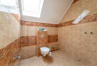 "Für Ein oder zwei Familien - Haus mit Eleganz"