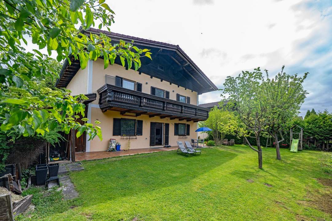 Familienhaus mit großem Garten nahe Seekirchen am Wallersee