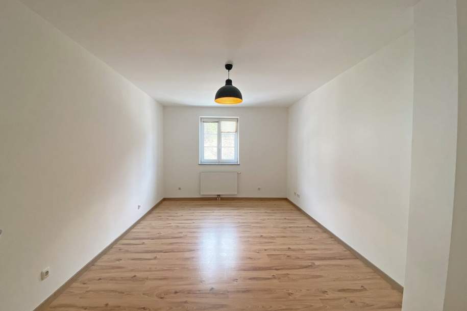 Entzückende 3-Zimmer Miete mit Balkon und Gemeinschaftspool, Wohnung-miete, 870,00,€, 3021 Sankt Pölten(Land)