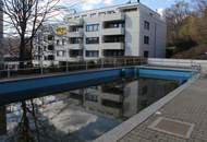 Großzügige Wohnung mit Loggia, Swimmingpool und Garagen in top Lage