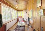 Nostalgisches Einfamilienhaus mit Romantikgarten in 1.920qm Bauland