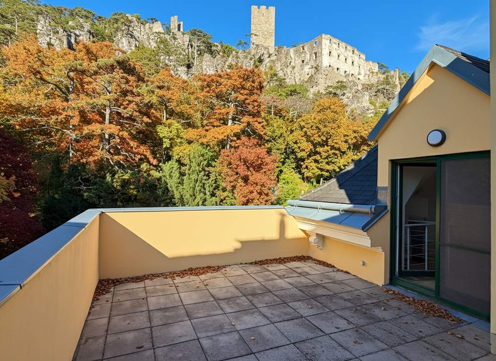 Aktion: Provisionsfrei! Dachterrasse mit Blick auf die Burgruine Rauhenstein | Wohnung verteilt auf 2 Ebenen I Lift I Stellplatz