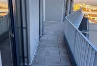 Wohnen, wo Wien durchatmet – außergewöhnliche 3-Zimmer-Terrassenwohnung am Laaerwald mit 52,3 m2 Dachterasse mit Weitblick über Wien