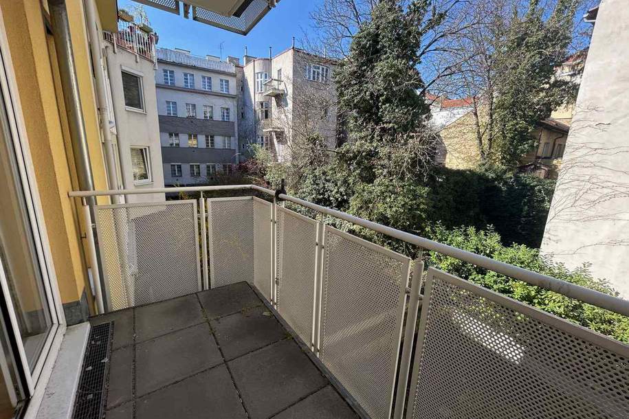 Traumhafte 2-Zimmer-Wohnung mit Balkon in den Innenhof im 18. Bezirk, Wohnung-miete, 1.088,55,€, 1180 Wien 18., Währing