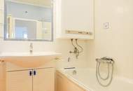 WUNDERSCHÖNE 4-ZIMMER-WOHNUNG MIT SONNIGER LOGGIA