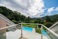 Beeindruckende Villa mit gepflegtem Garten und Pool als Investment