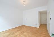 Sanierter Zweitbezug: 3-Zimmer-Altbauwohnung mit Fußbodenheizung in Parknähe