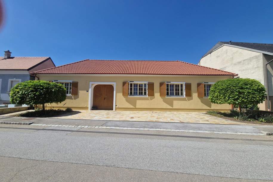 VIEL LIEBE ZUM DETAIL - IDEAL FÜR TIERFREUNDE & FREUNDE VON LUXURIÖSEM WOHNEN AM LAND, Haus-kauf, 1.450.000,€, 3714 Hollabrunn