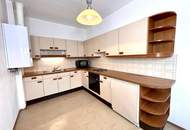 Charmante 1-Zimmer-Wohnung mit separater Küche und Blick auf den grünen Innenhof in Hollabrunn