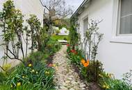 "Zwei Häuser, ein Paradies – Traumhaftes Anwesen mit Naturgarten und Pool"