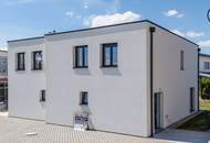 Moderne Doppelhaushälfte im belagsfertigen Zustand