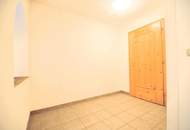 Lichtdurchflutete Dachgeschosswohnung mit 27 m² Aussichts-Loggia und PKW-Garage; PROVISIONSFREI