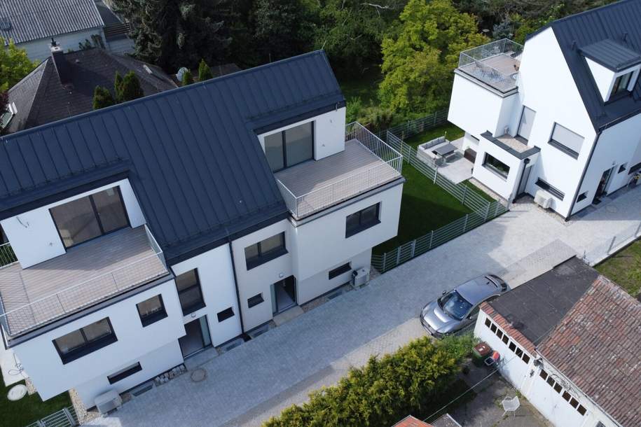 Erstbezug mit Garten und 2 Terrassen: Moderne Doppelhaushälfte in Top-Lage von Wien für 839.000,00 €!, Haus-kauf, 839.000,€, 1220 Wien 22., Donaustadt