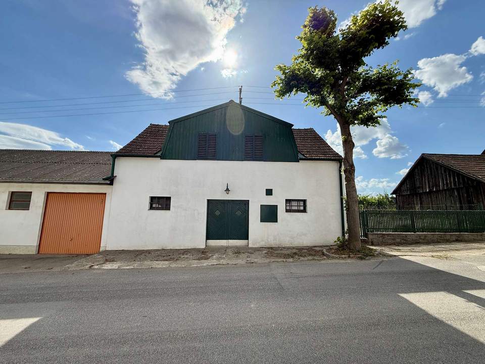 Umgebautes & Ehemaliges Presshaus als Wochenendhaus in Alberndorf!