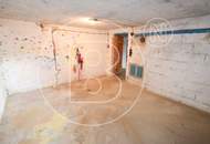 Sanierungsbedürftiges Einfamilienhaus beim Riederberg!