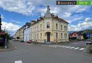 Altbau-Villa mit prunkvoller Fassade in Knittelfeld zur Sanierung mit Garten und Parkplatzmöglichkeiten