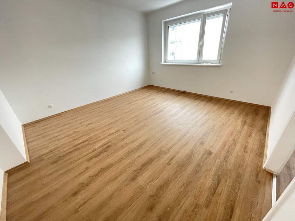 Neu sanierte 2 Zimmerwohnung!