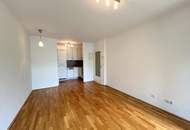 Traumhafte 2-Zimmer-Wohnung mit Terrasse und Eigengarten nächst AKH!