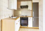 Wohnanlage, Zinshaus am Fuße der Karawanken