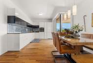 Über den Dächern, nah am See