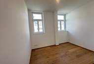 ERSTBEZUG – Stilvoller 3-Zimmer-Dachgeschoss-Traum nahe Naschmarkt